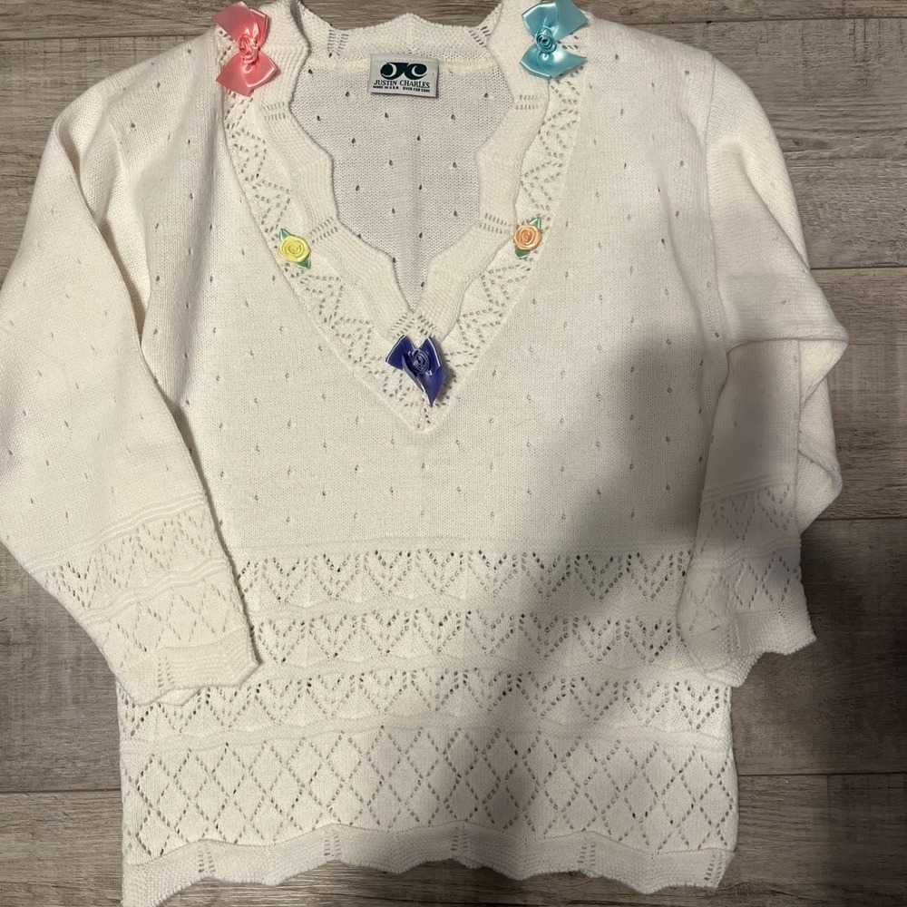 Vintage 90s Justin Charles  Sweater Womens White With Bows Adorable S/M